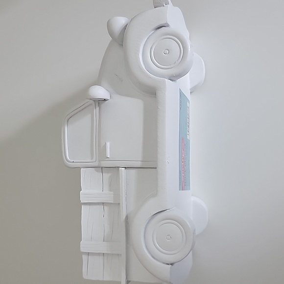 Truck Planter Ready For Paint Approx 8" L - Picture 5 of 6